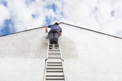 Peinture extérieure au Tour-du-Parc — façades et ravalement